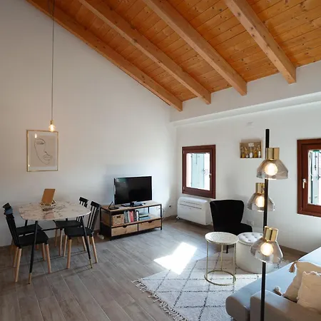 Casa Bettina Apartment *